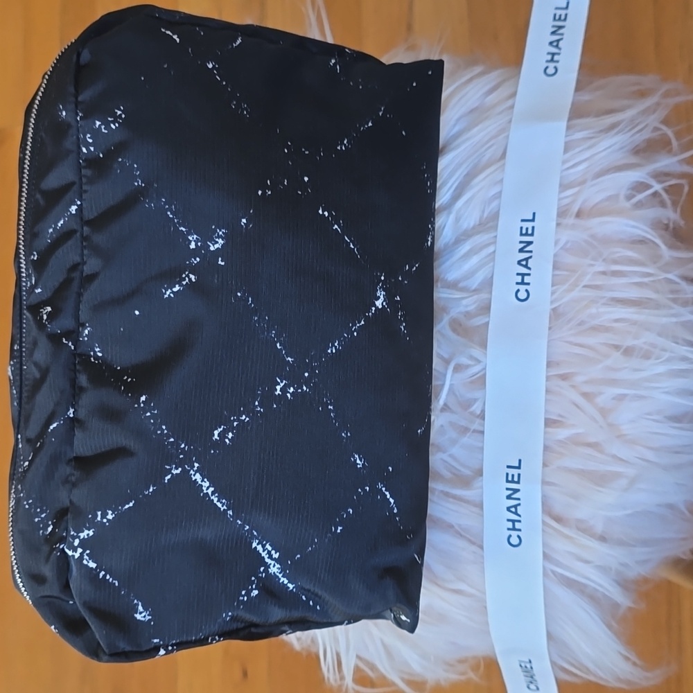 CHANEL Chanel Travel Ligne Cosmetic Pouch